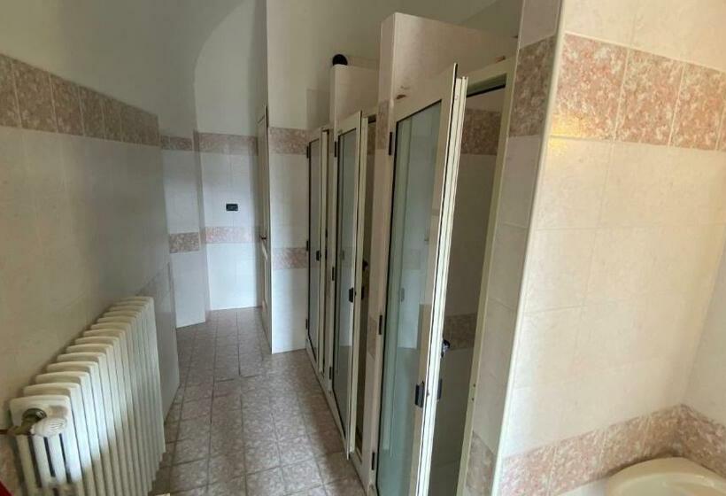 חדר סטנדרט לארבעה, Il Castello Di Atessa