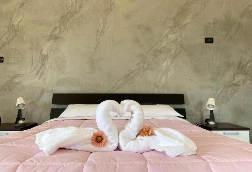 חדר סטנדרט לארבעה, Il Castello Di Atessa