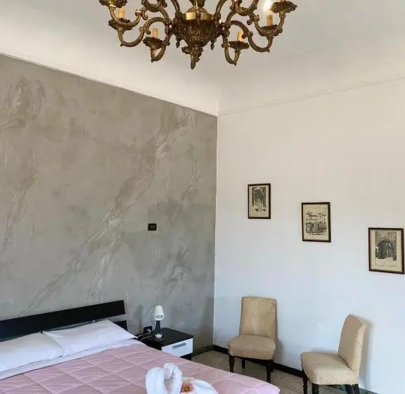 Standard Neljän Hengen Huone, Il Castello Di Atessa