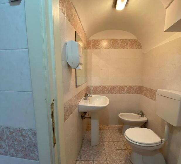 חדר סטנדרט לארבעה, Il Castello Di Atessa