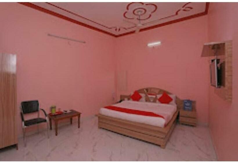 Номер Deluxe, Chaitdeep Palace, Gorakhpur