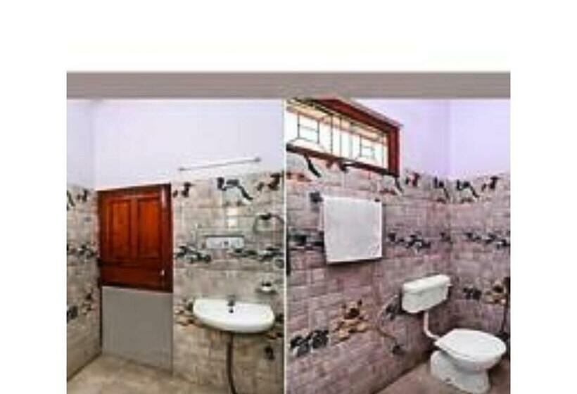 غرفة ديلوكس, Chaitdeep Palace, Gorakhpur