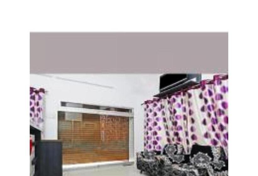 غرفة ديلوكس, Chaitdeep Palace, Gorakhpur