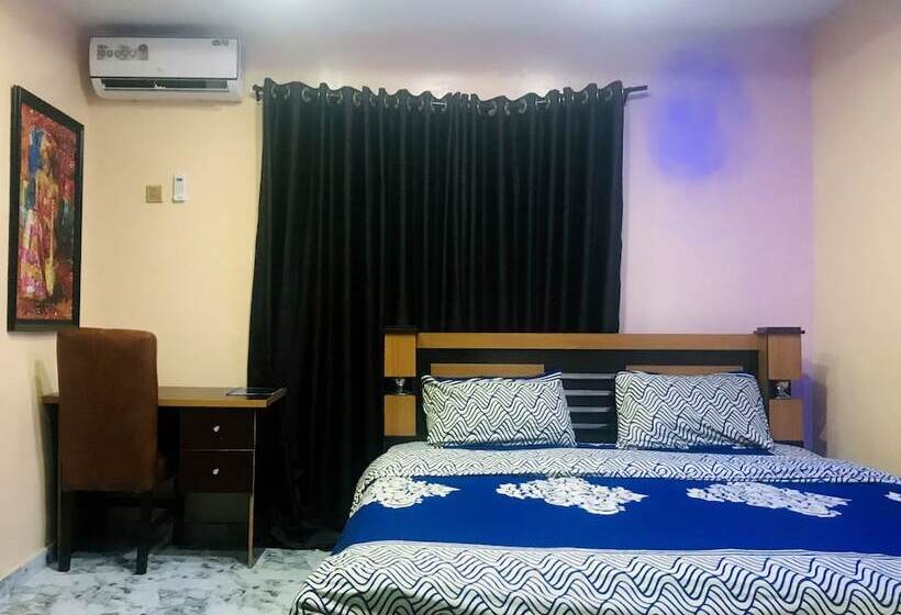 اتاق استاندارد, Umbrella Properties   Eleyele Ibadan