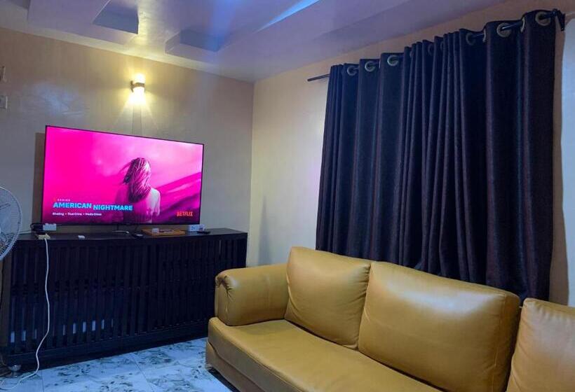 آپارتمان 1 خوابه همکف, Umbrella Properties   Eleyele Ibadan