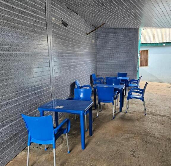 اتاق لوکس, Umbrella Properties   Eleyele Ibadan