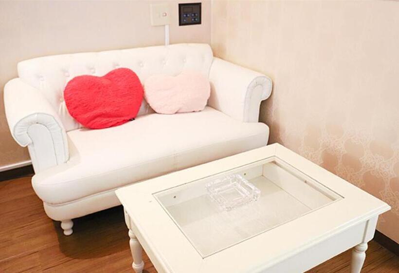 اتاق اکونومی, Wave大人専用