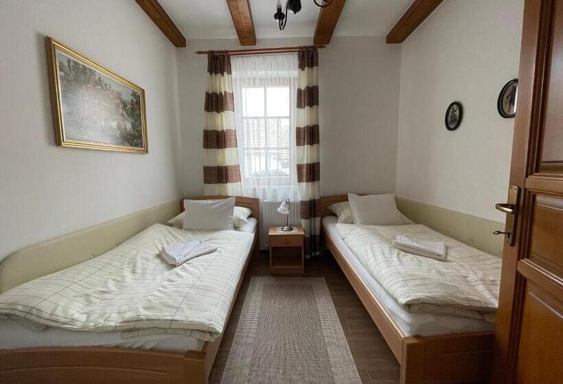 جناح غرفتين نوم, Kis Duna Vendégház