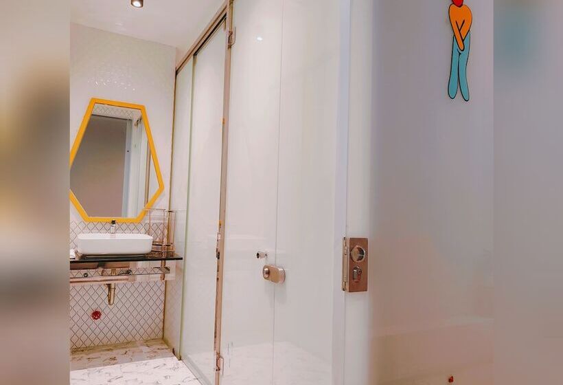 اتاق استاندارد با سرویس بهداشتی مشترک, Icon Hotel Hatyai