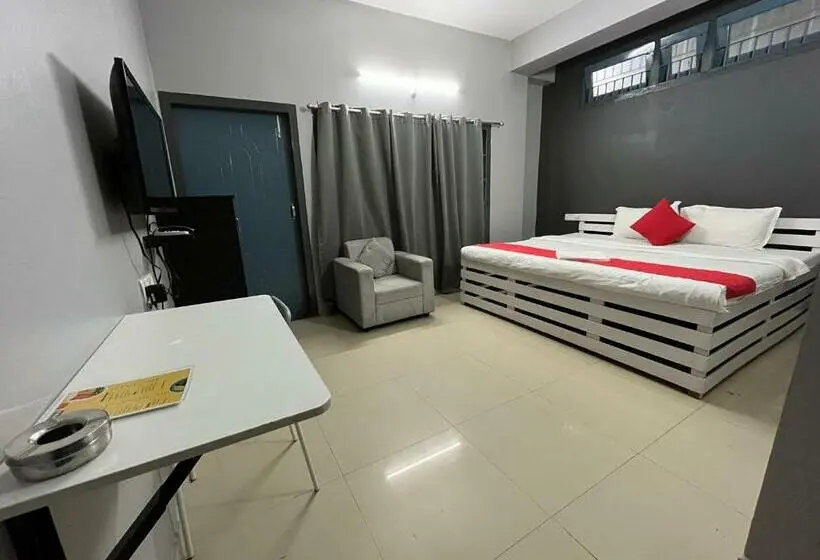 ファミリールーム, Urban Inn Rukminigaon