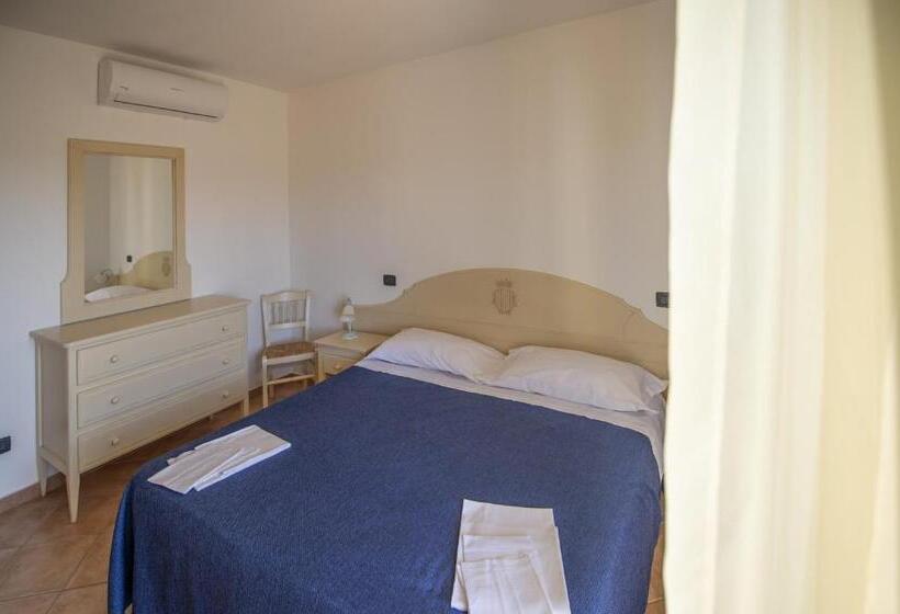 Апартаменты 3 Спальни, Le Residenze Di Santa Costanza   Mirto/corbezzolo