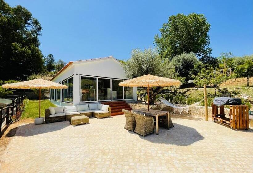 منزل غرفتين نوم, Marti Watersports