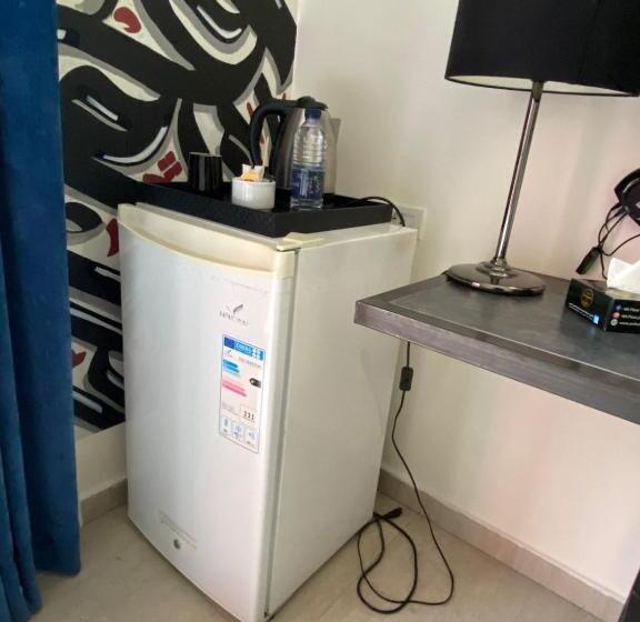 اتاق استاندارد سه نفره, Art Hotel Downtown