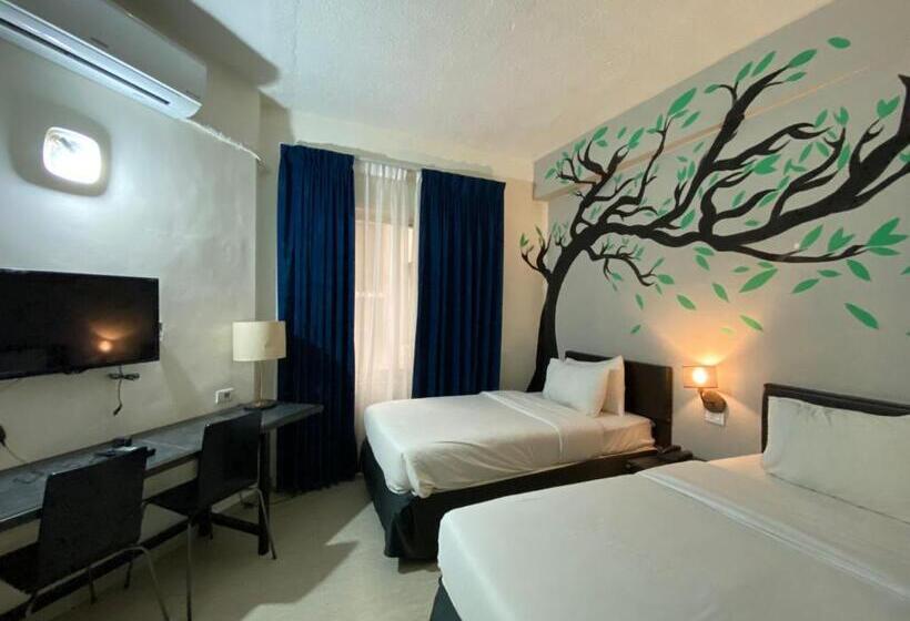 اتاق استاندارد سه نفره, Art Hotel Downtown