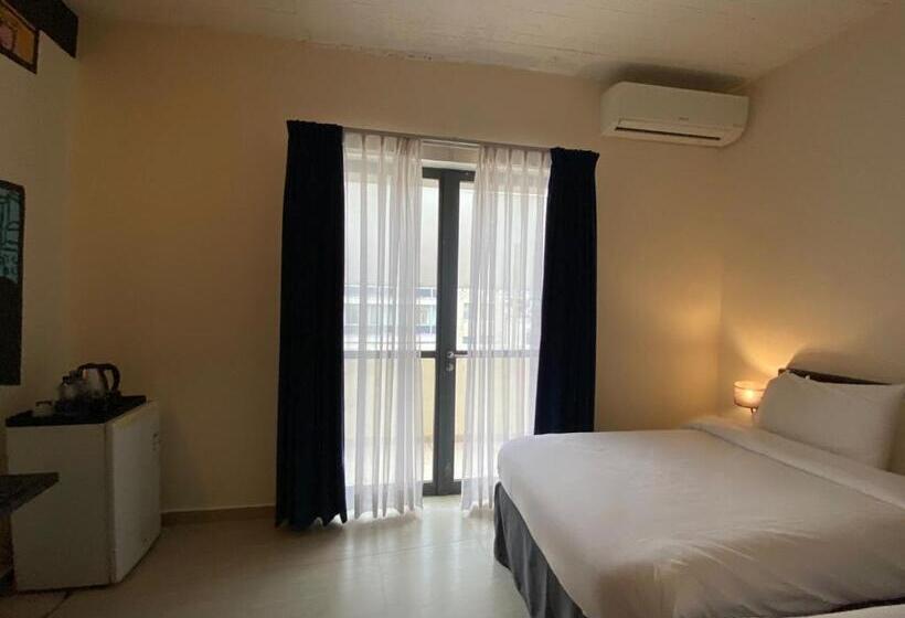 اتاق پریمیوم با بالکن, Art Hotel Downtown