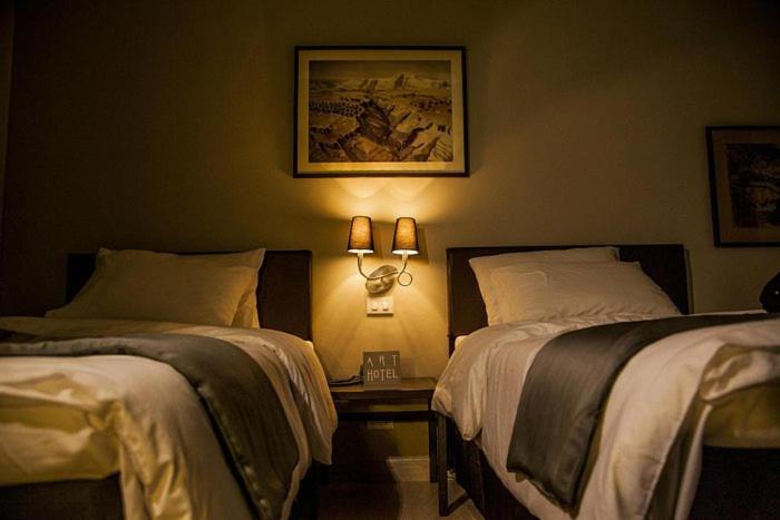 اتاق پریمیوم با بالکن, Art Hotel Downtown