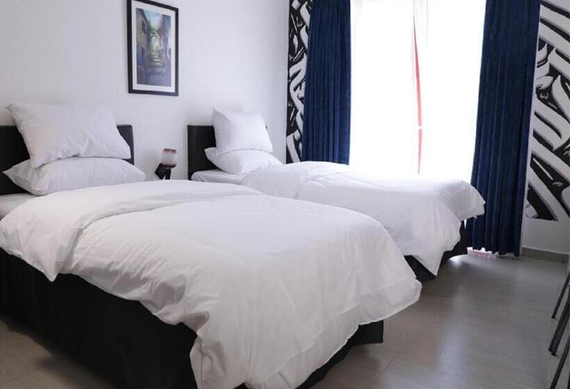 اتاق استاندارد, Art Hotel Downtown