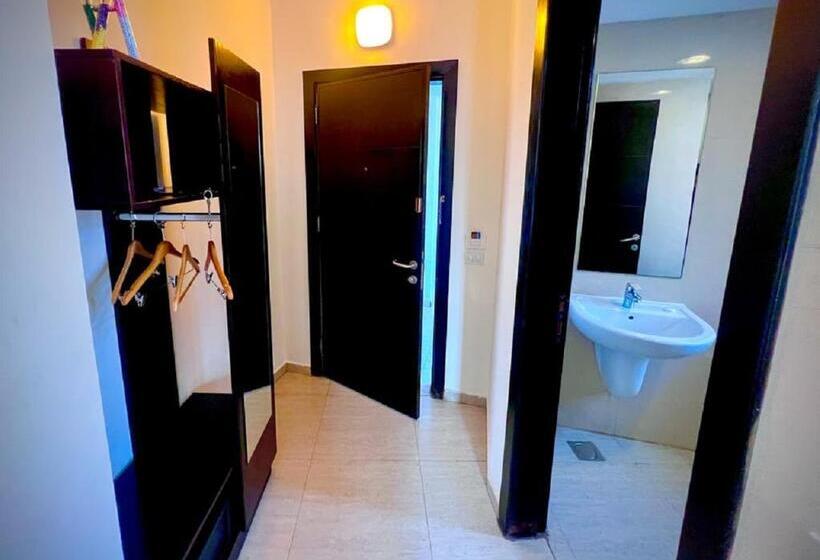 اتاق استاندارد یک نفره, Art Hotel Downtown