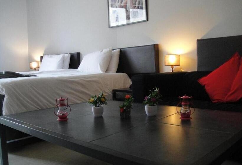 اتاق استاندارد, Art Hotel Downtown