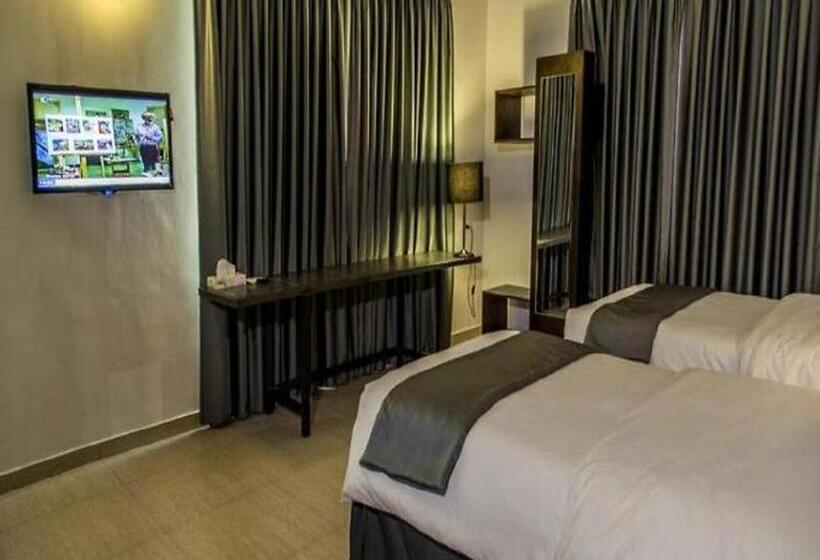 اتاق استاندارد, Art Hotel Downtown