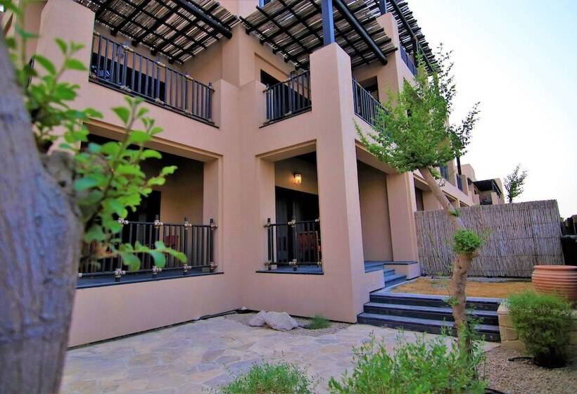 سوییت جونیور, Atana Musandam Resort