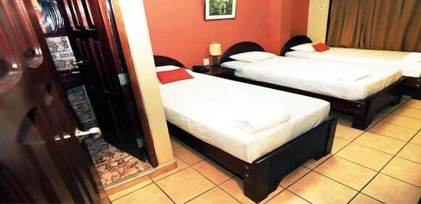 اتاق استاندارد سه نفره, Anaconda