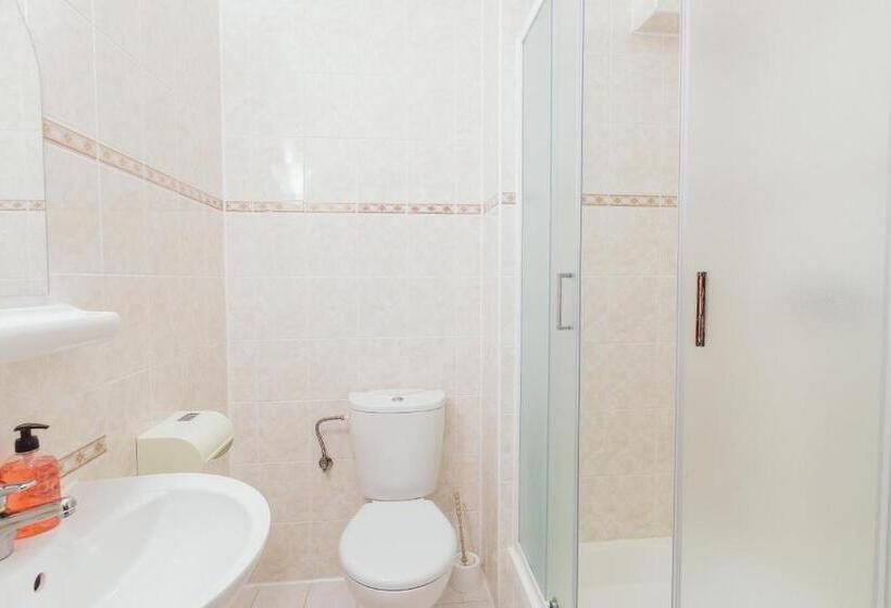 Standard Szoba, Annahof