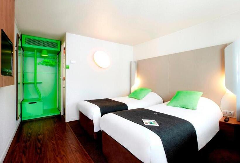 غرفة قياسية ثلاثية, Campanile Annemasse Gare– Genève