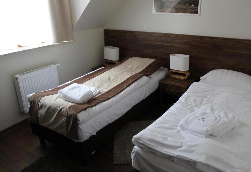 발코니가 있는 2 베드룸 아파트, Dobry Klimat