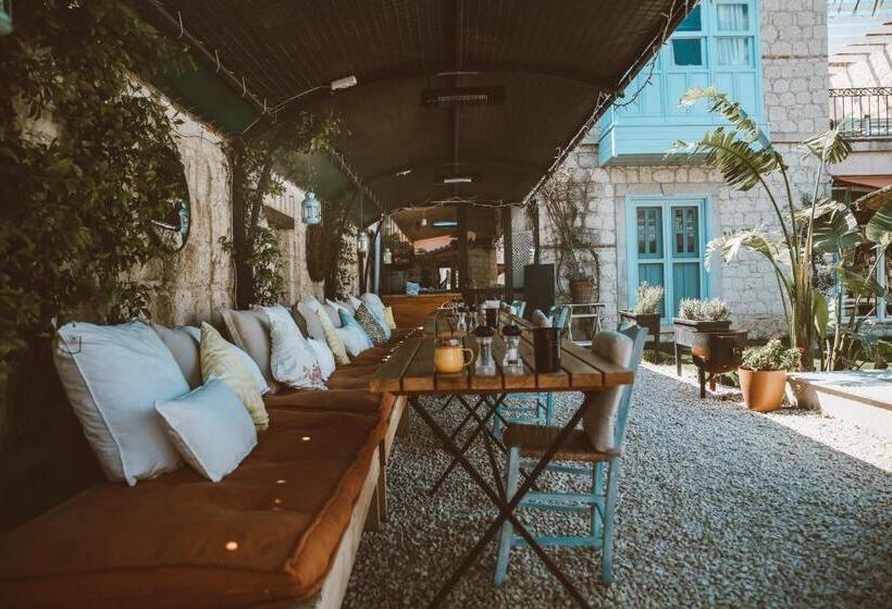 プールの見えるスーペリアルーム, Evliyagil Hotel By Katre