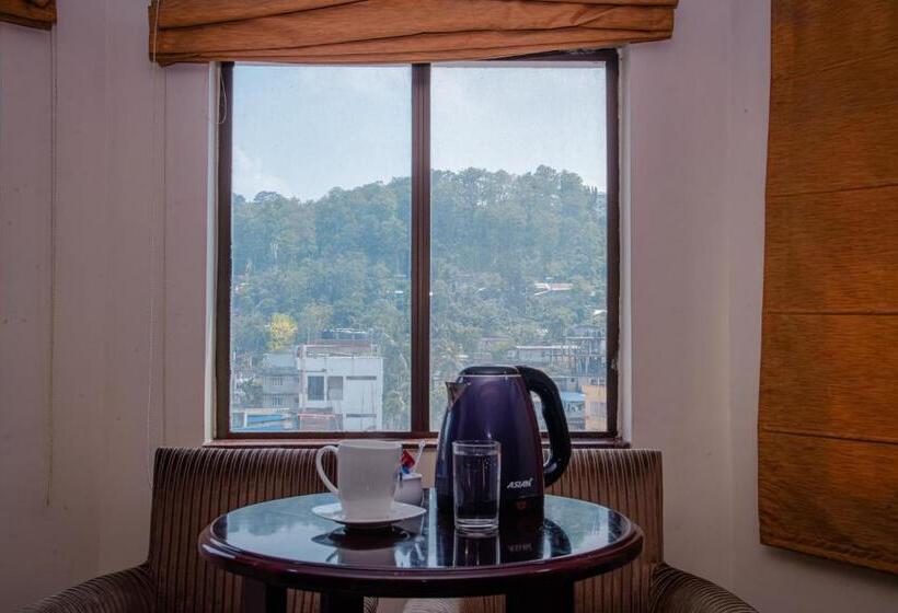 اتاق استاندارد با چشمانداز, Gateway Grandeur