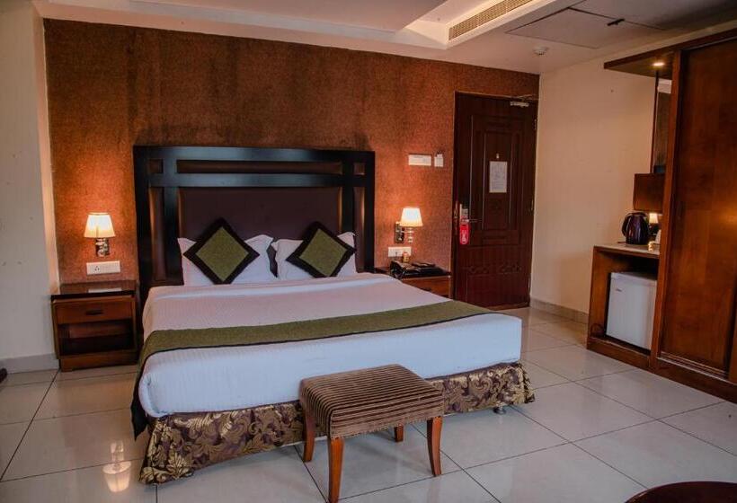 اتاق استاندارد با چشمانداز, Gateway Grandeur