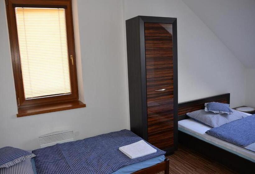 스탠다드 트리플 룸, Harmony Hall