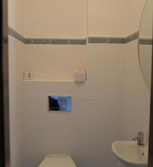 4인용 스탠다드 룸, Harmony Hall