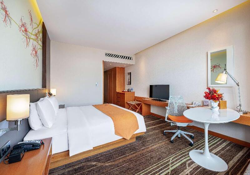 اتاق لوکس با تخت بزرگ, Hilton Garden Inn Chengdu Huayang