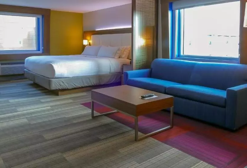 سوئیت با تخت بزرگ, Holiday Inn Express & Suites Miami Airport East, An Ihg