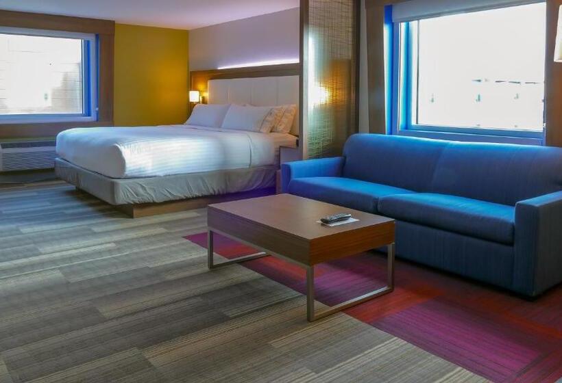 Люкс, Holiday Inn Express & Suites Miami Airport East, An Ihg