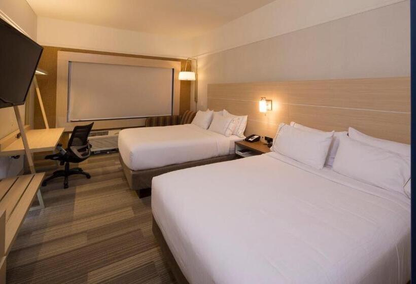 Номер Deluxe Адаптированный для Инвалидов, Holiday Inn Express & Suites Monroe, An Ihg