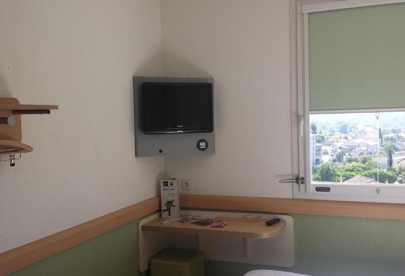 Семейный Номер, Ibis Budget Marseille Valentine