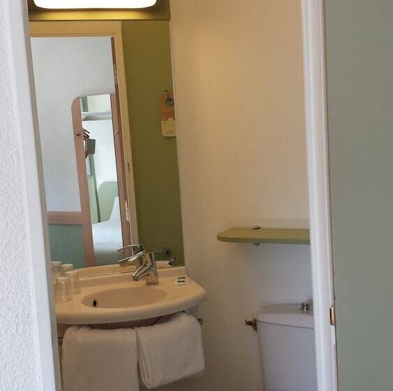 Семейный Номер, Ibis Budget Marseille Valentine