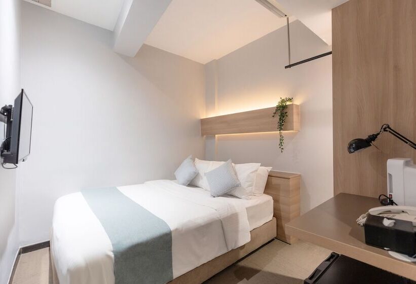 اتاق عادی, Nuve