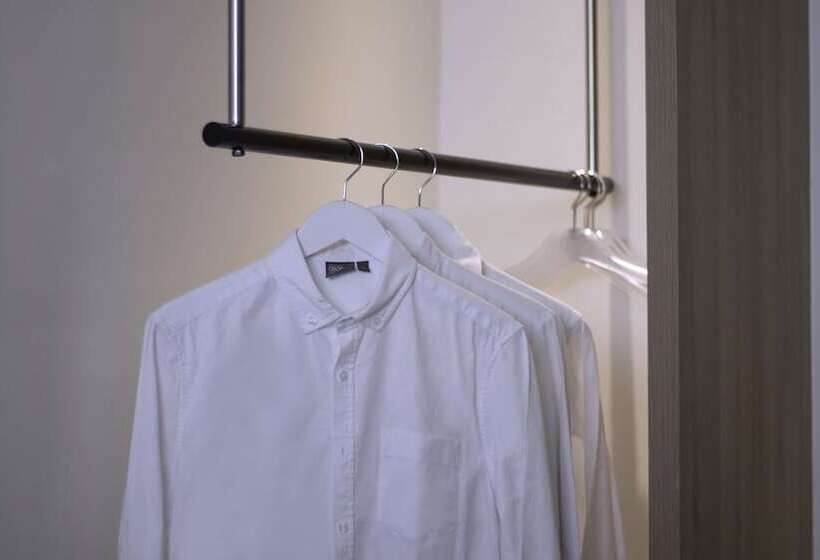 اتاق کلاسیک, Nuve