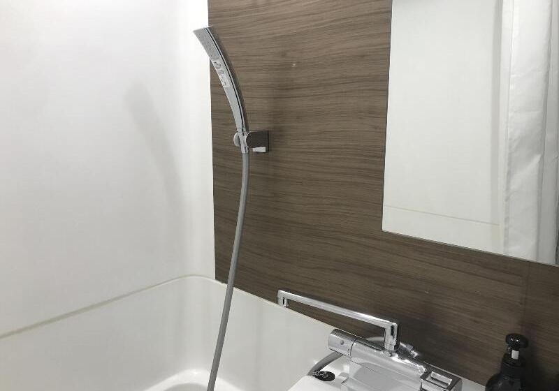 اتاق خانوادگی, Nuve