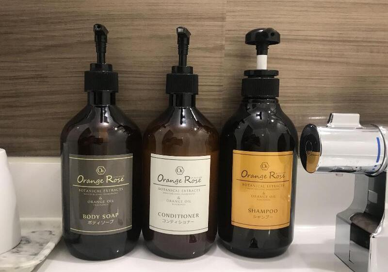 اتاق خانوادگی, Nuve