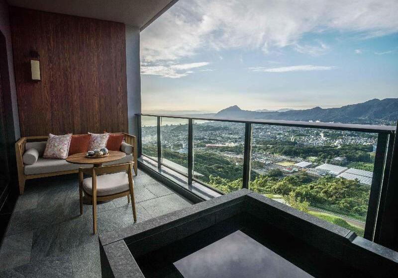 اتاق استاندارد تودرتو, Nuve