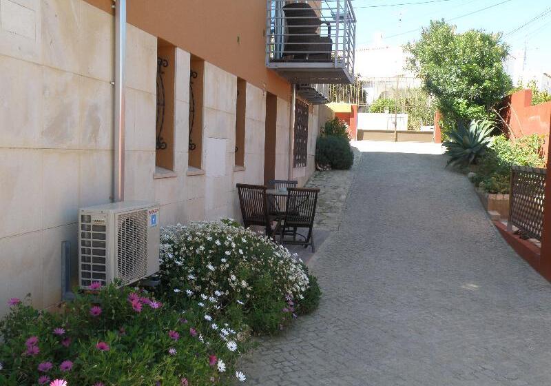 اتاق استاندارد یک نفره, Nuve