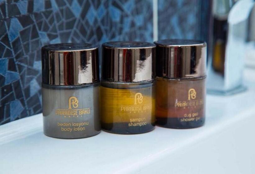 سوییت جونیور, Paradise Hotel Baku