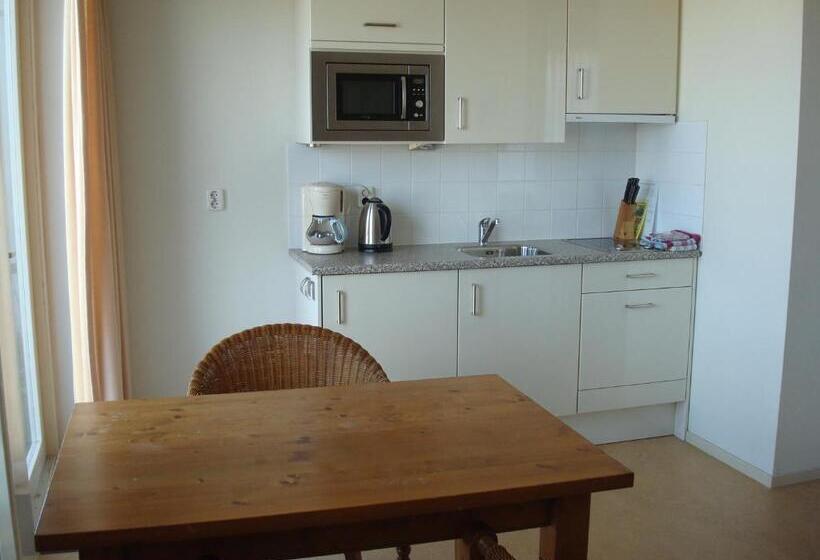 Апартаменты 1 Спальня, Rasch