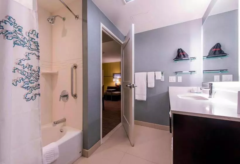 クイーンサイズベッドのスイートルーム, Residence Inn By Marriott Nashua