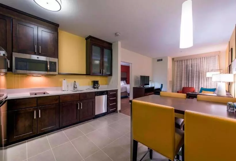クイーンサイズベッドのスイートルーム, Residence Inn By Marriott Nashua